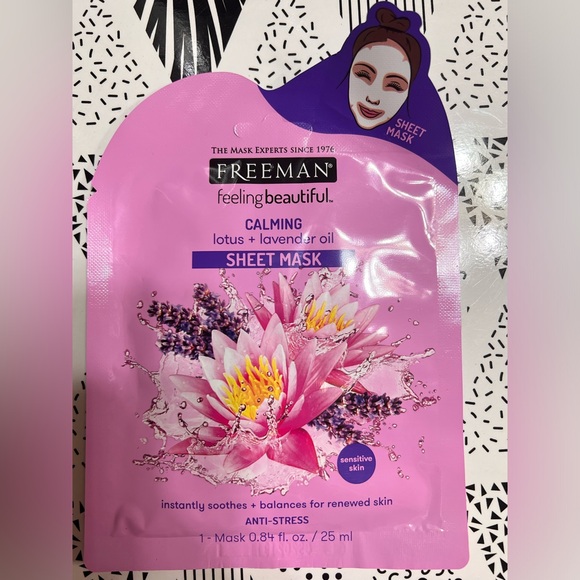 Face & Eye Masks + Lotion + Bath Salts - Picture 7 of 13